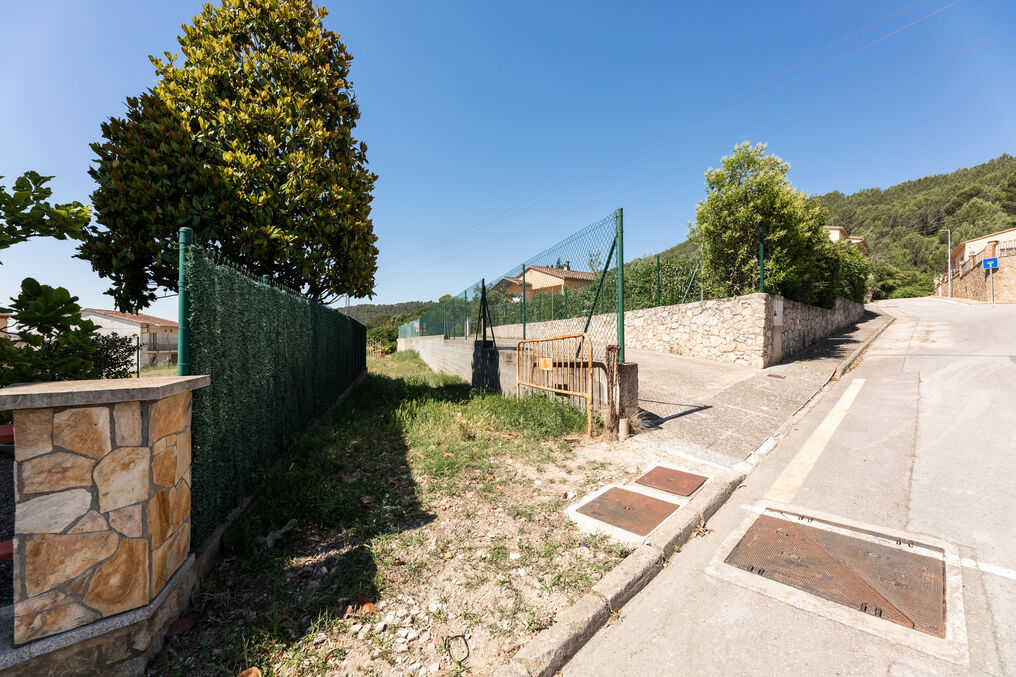 Parcel·les a 10 minuts de Girona