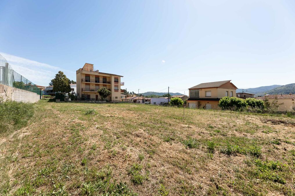 Parcel·les a 10 minuts de Girona