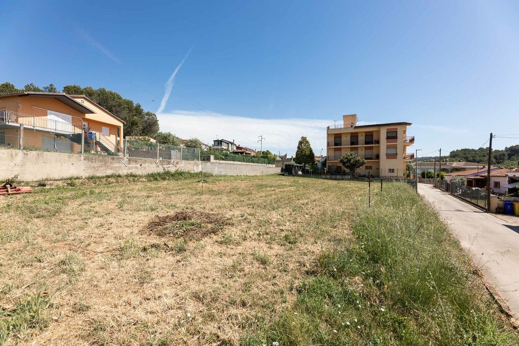 Parcel·les a 10 minuts de Girona