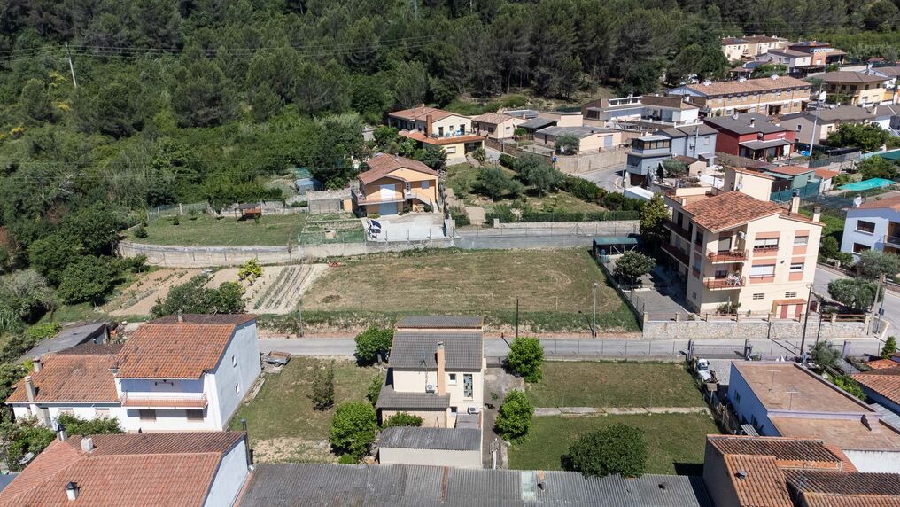 Parcel·les a 10 minuts de Girona