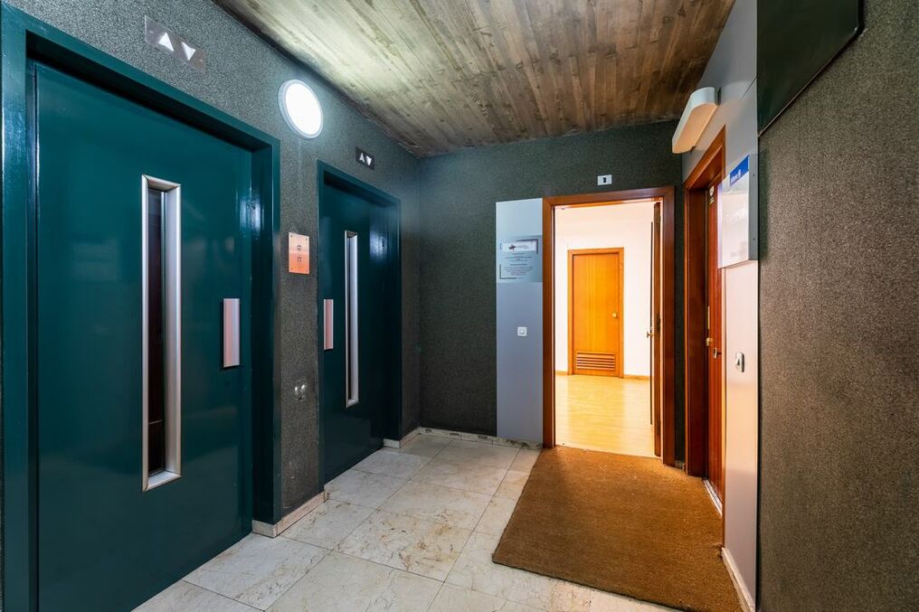 Oficina al centre de Girona