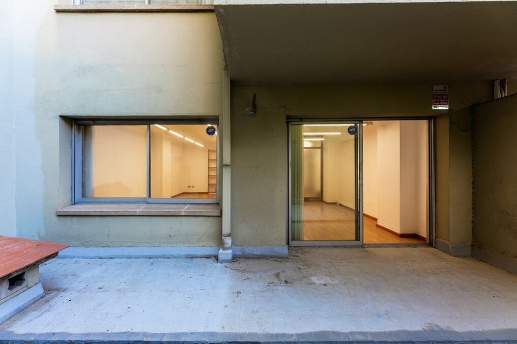 Oficina al centre de Girona